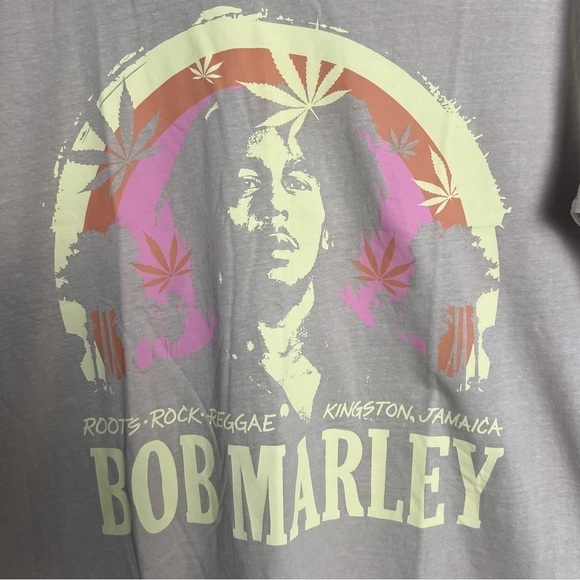 NEW Zion Rootwear Bob Marley Taupe Short Sleeve Oversized Graphic T-Shirt Sz S - Picture 3 of 9